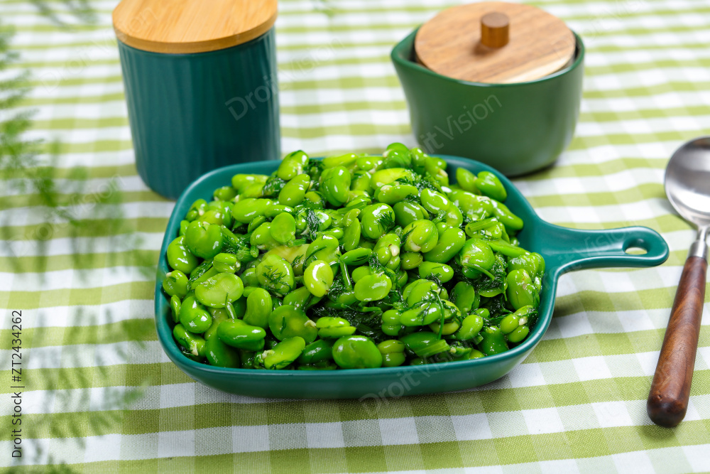 茴香炒蚕豆米图片