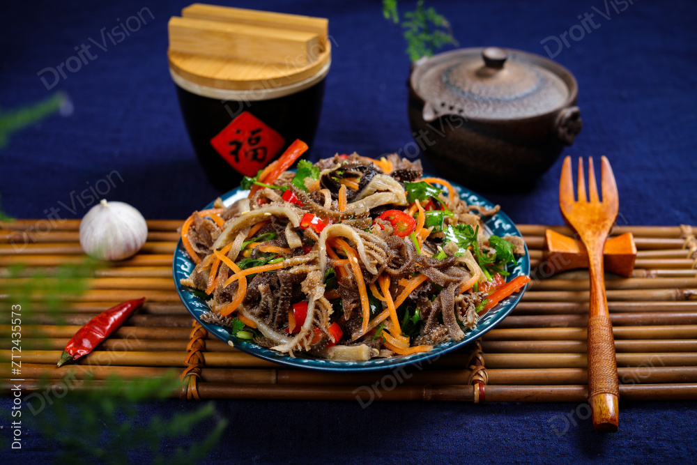 凉拌黑毛肚丝图片