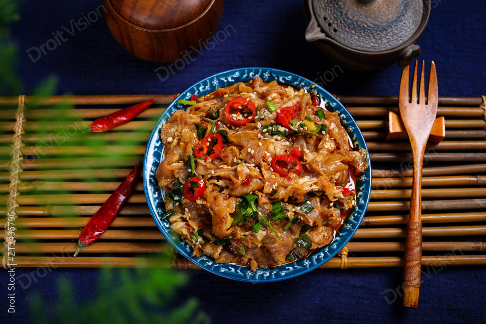 凉拌肥牛卷图片