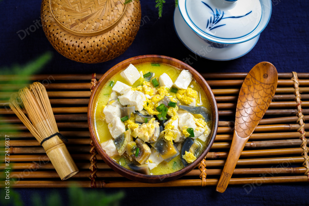 皮蛋豆腐汤图片