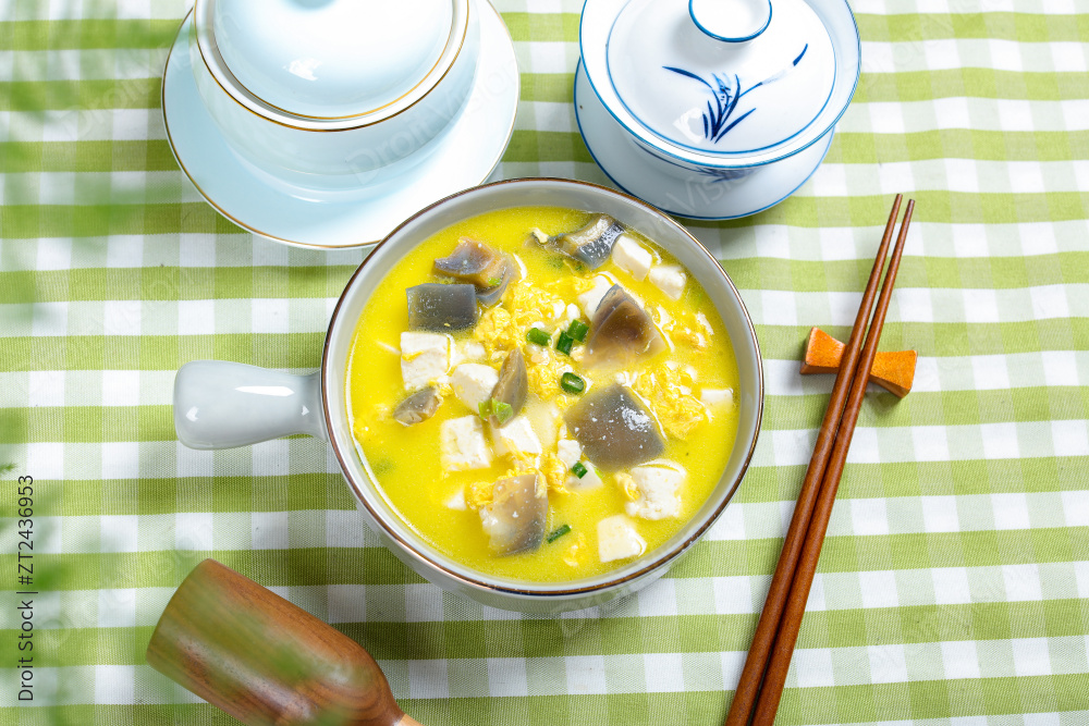 皮蛋豆腐汤图片