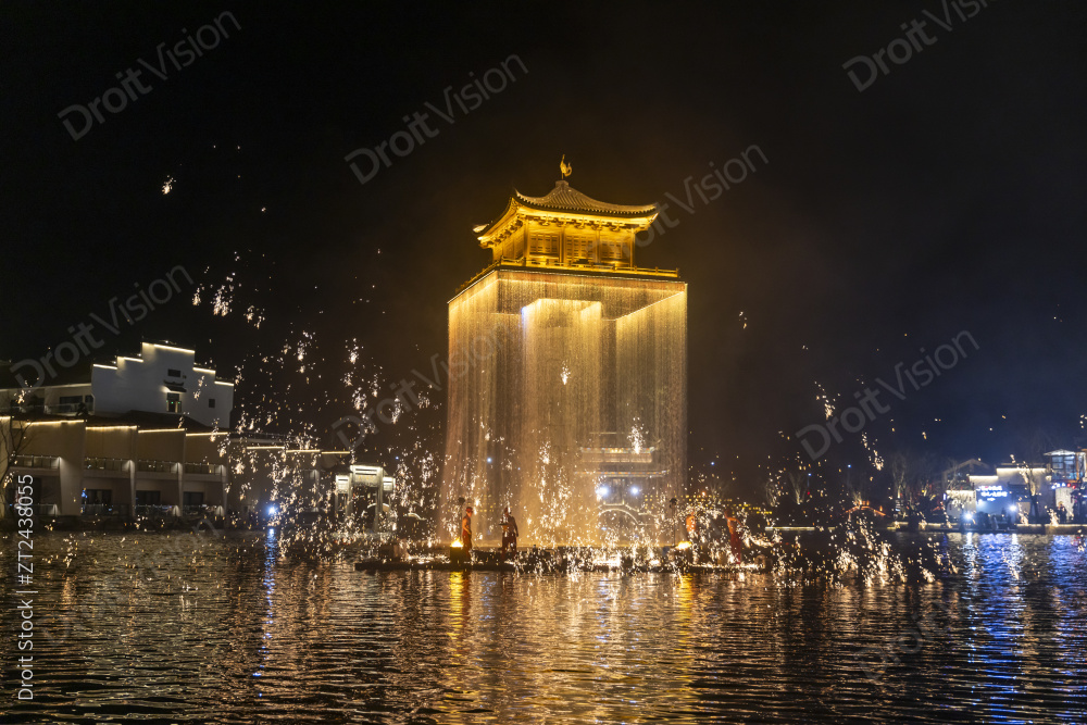 传统非遗文化民俗打铁花图片