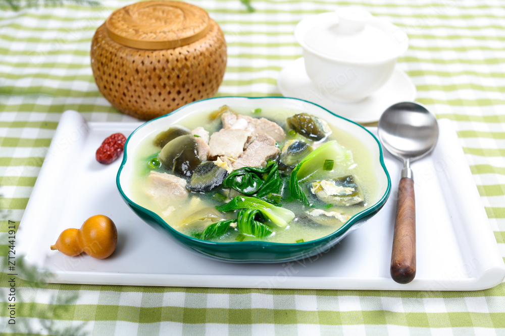 皮蛋肉片汤图片