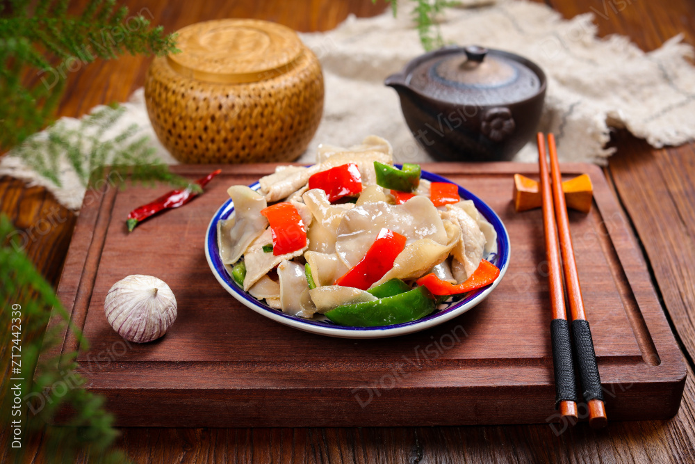 玉木耳炒肉片图片