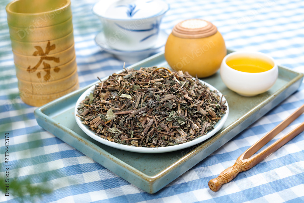 中药材旱莲草图片