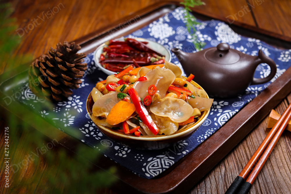 凉拌玉木耳图片