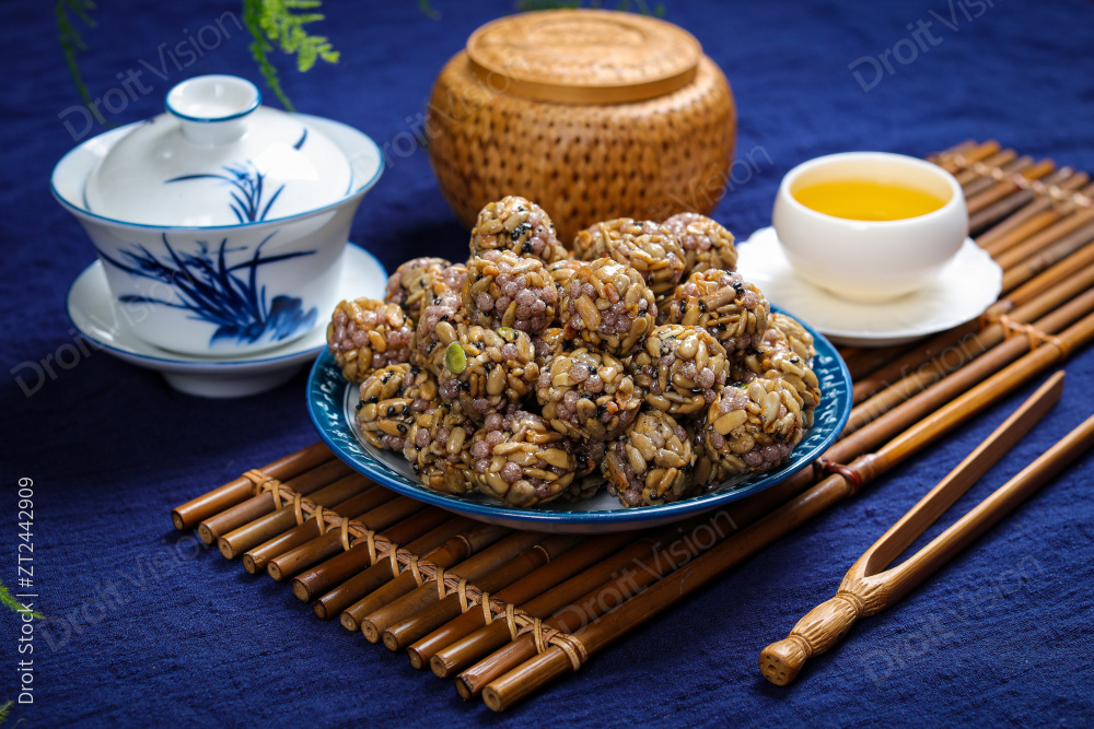 瓜子仁干果球图片