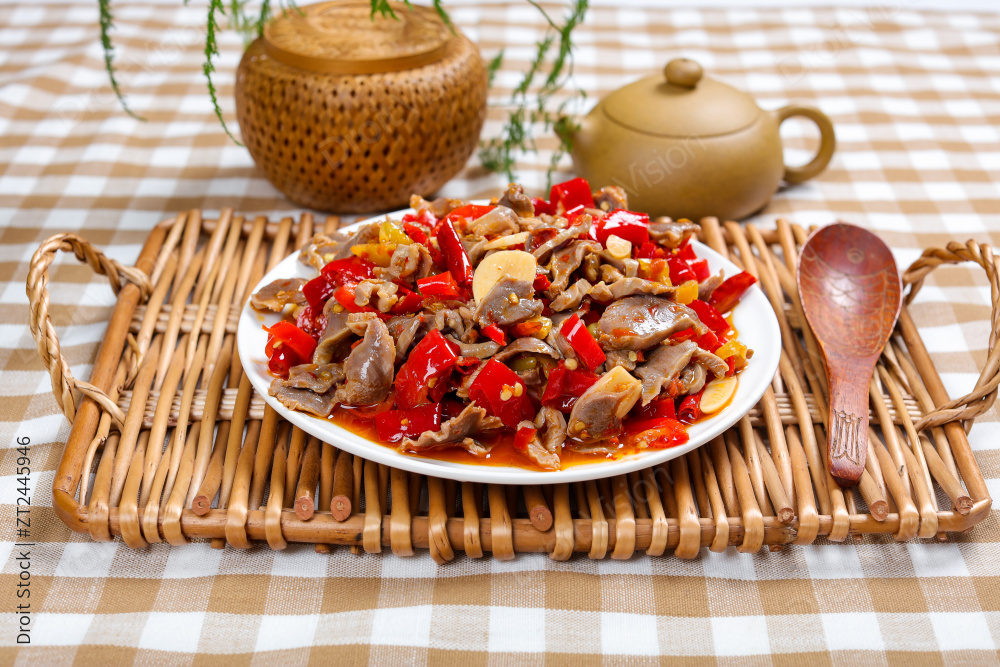 泡椒炒鸡胗图片