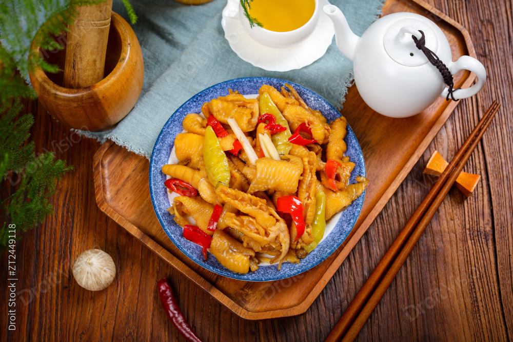 酸辣泡椒鸡脚图片