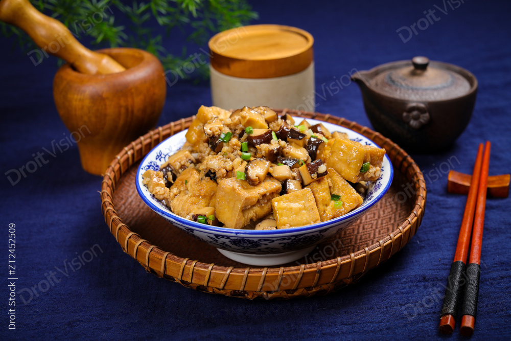 香菇肉沫炒豆腐图片