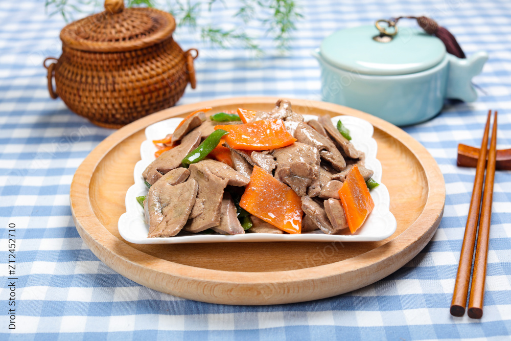 小炒猪肝胡萝卜图片