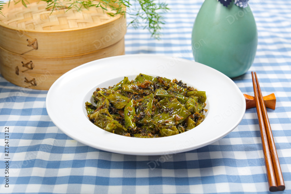 咸菜炒青椒图片