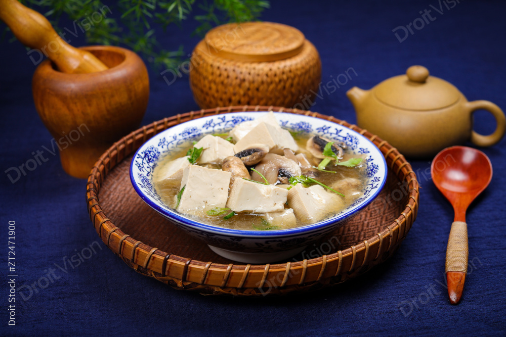 豆腐口蘑汤图片