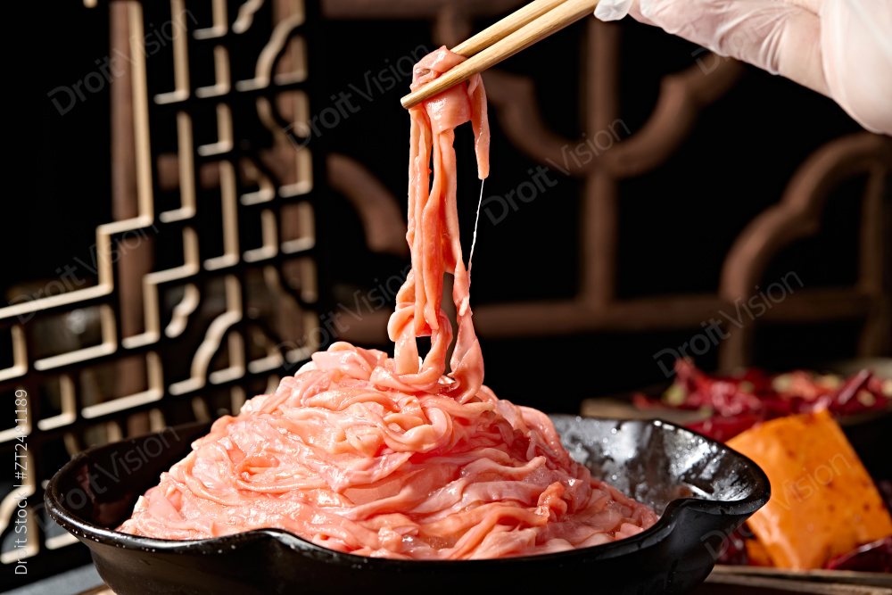 重庆火锅食材鲜嫩鸭肠图片