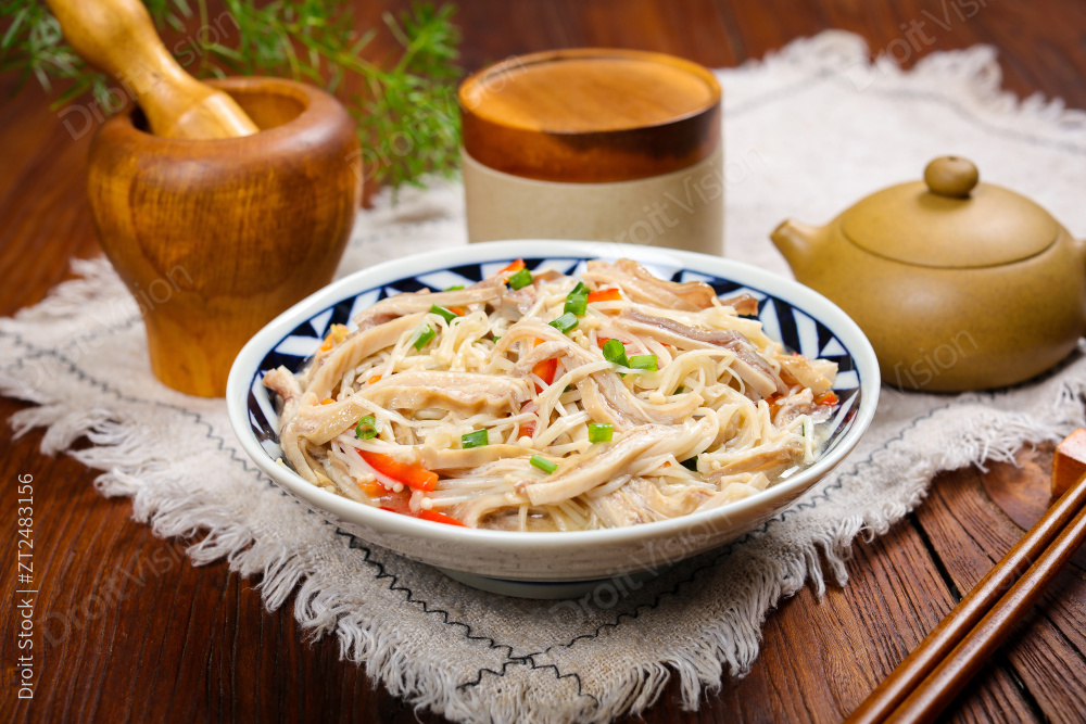 金针菇炒猪肚图片