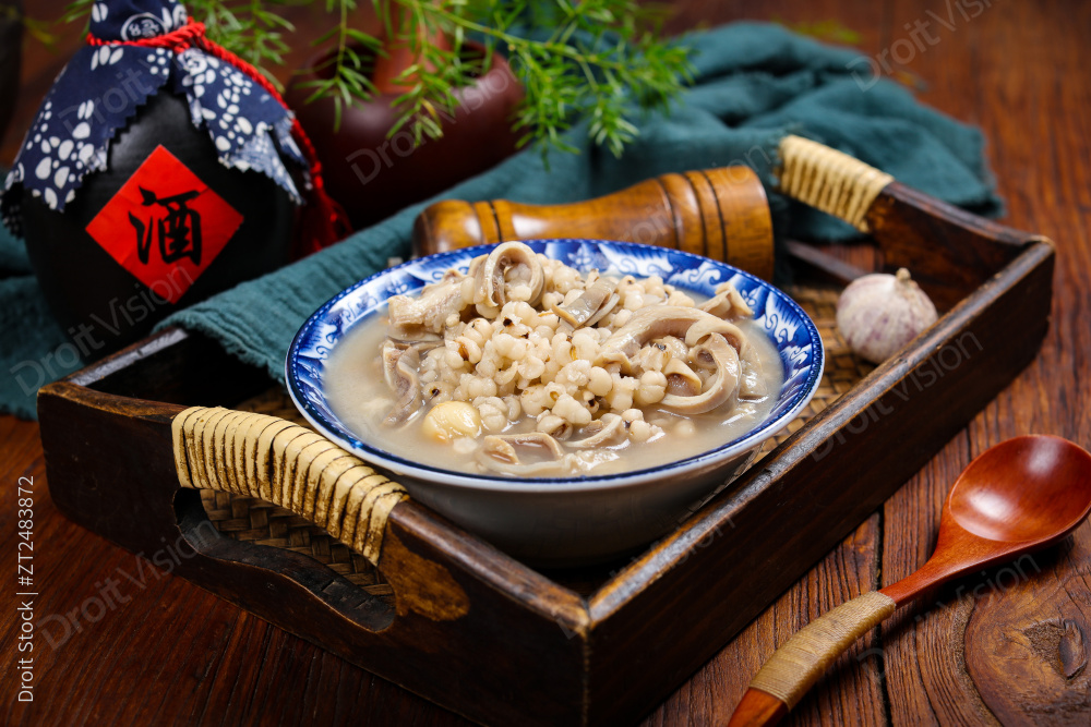 猪肚薏米汤图片