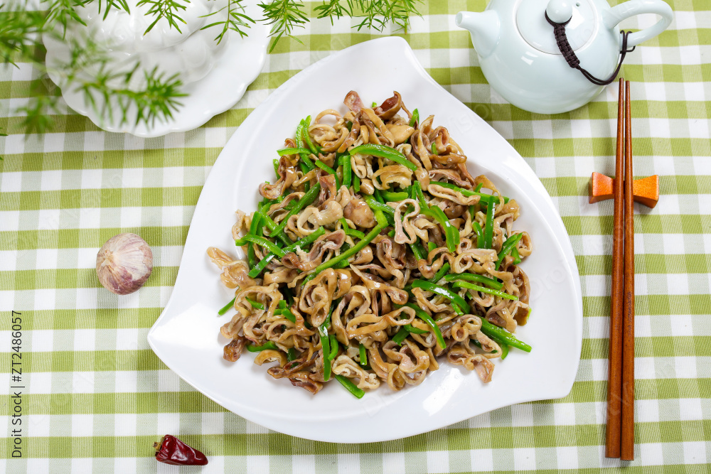 青椒炒肥肠丝图片