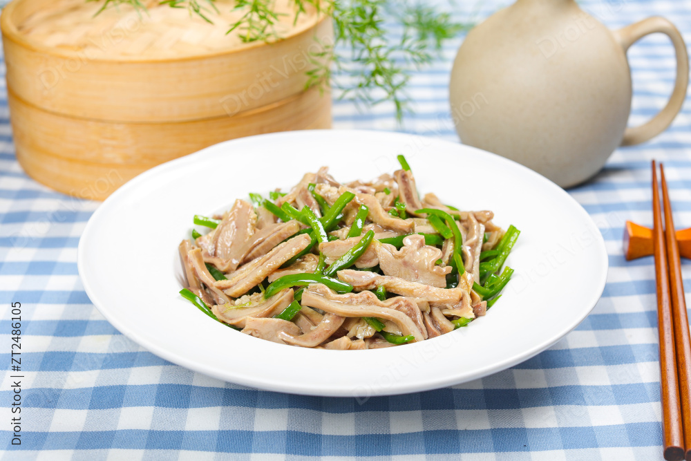 青椒丝炒猪肚图片