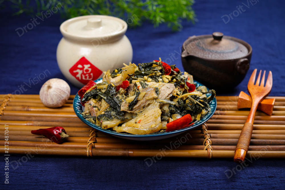 干菜炒回锅肉图片