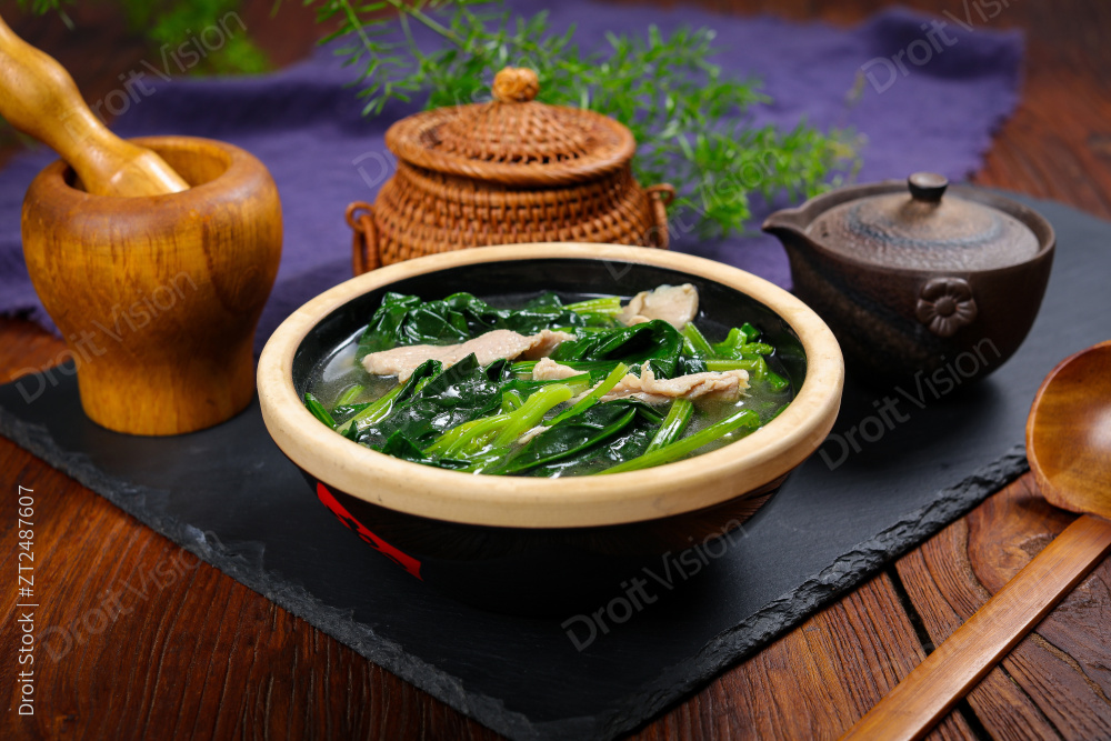 菠菜肉片汤图片