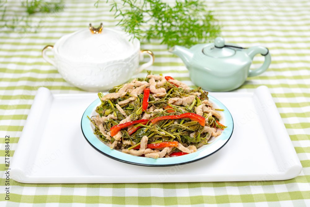 香椿菜炒肉丝图片