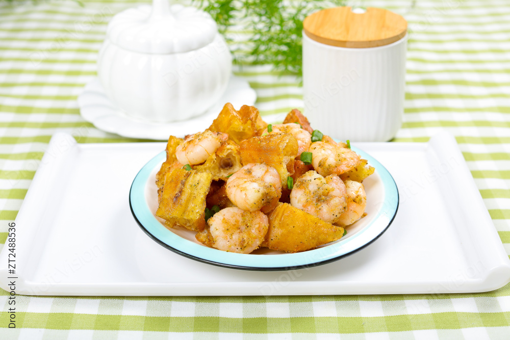 油条炒虾仁图片