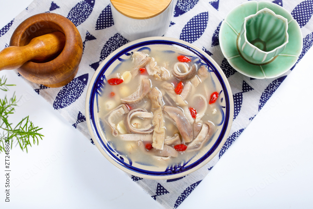 猪肚莲子汤图片