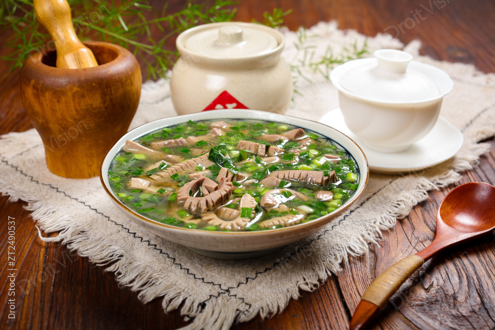 韭菜腰花汤图片