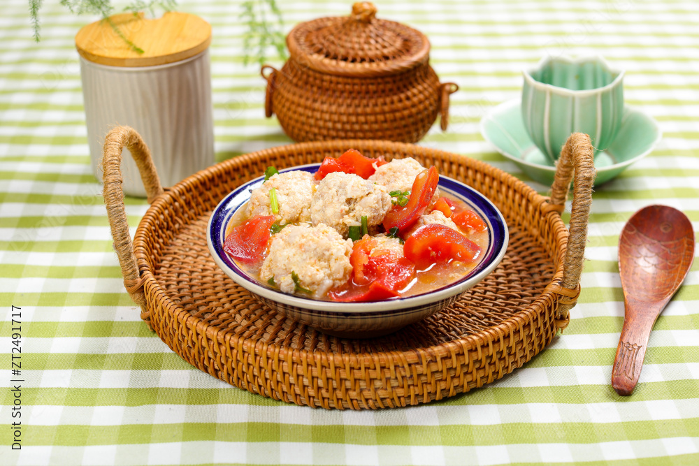 番茄豆腐丸子汤图片