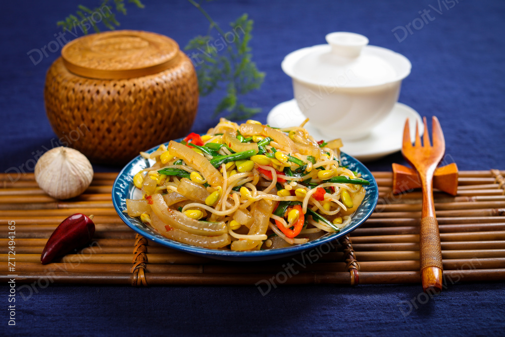 豆芽炒猪皮图片