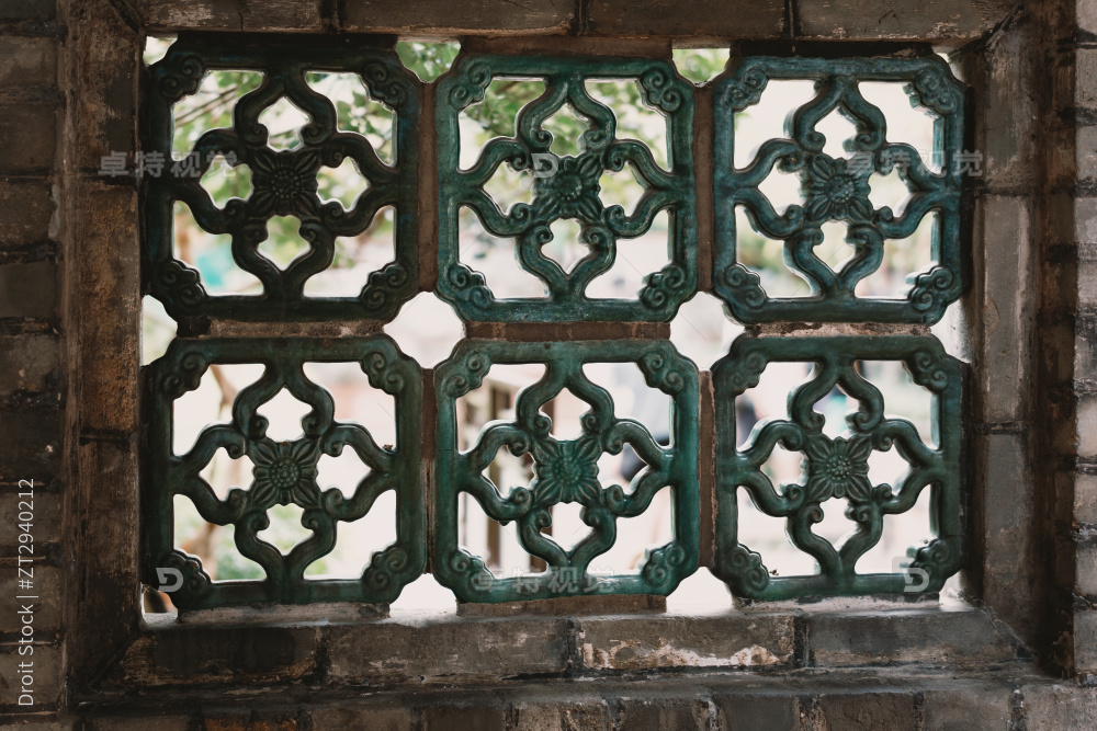 东莞可园博物馆内的邀山阁碉楼式古建筑楼房图片