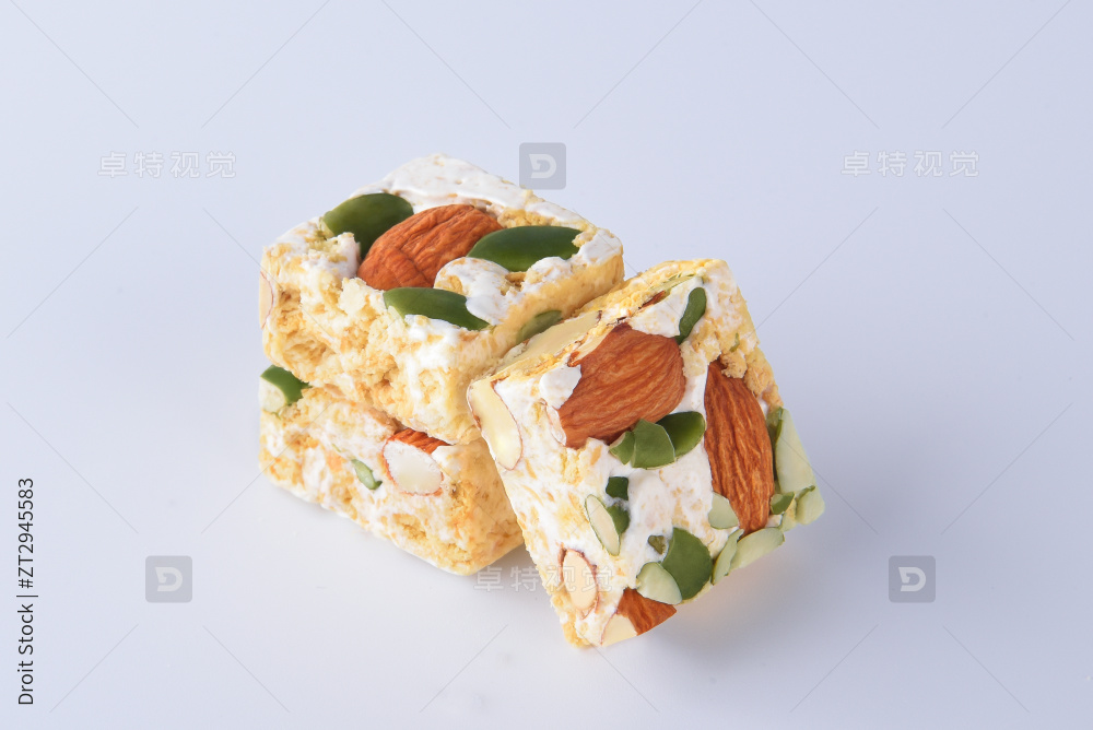 雪花酥 蔓越莓味雪花酥  抹茶味雪花酥图片