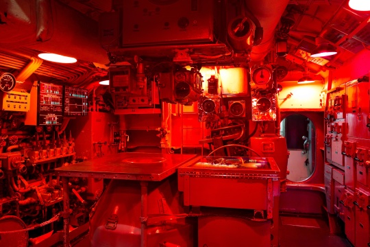 美国二战潜水艇内部