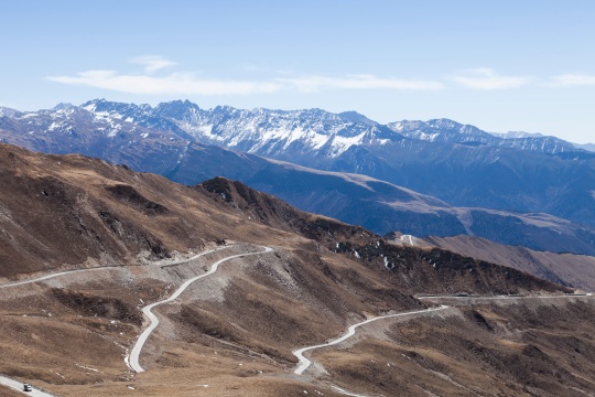 叶落山九十九拐