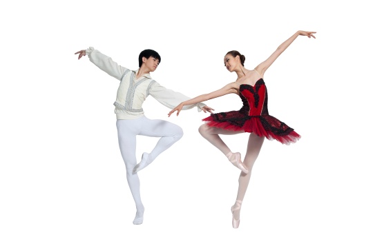棚拍双人芭蕾舞