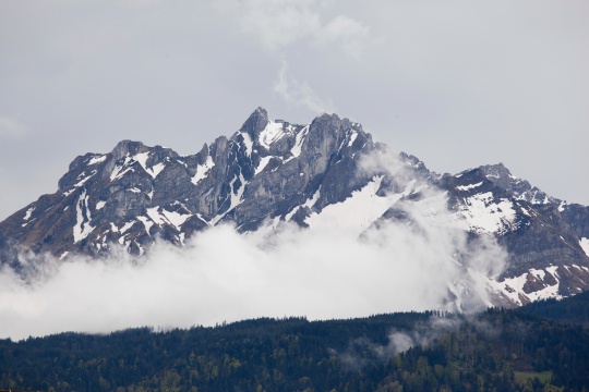 瑞士铁力士峰雪山