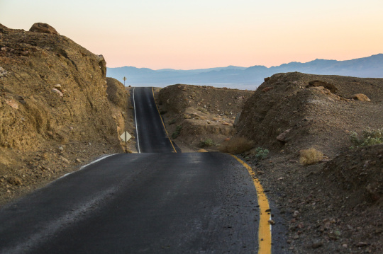 汽车广告背景图