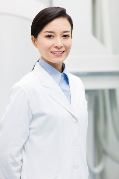 医生与医疗仪器