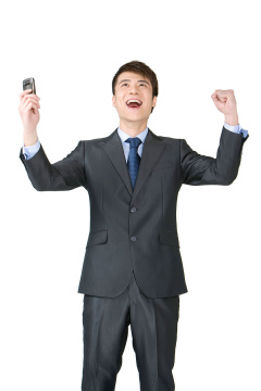 商务男士用手机