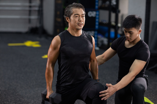 成熟男士上私教课