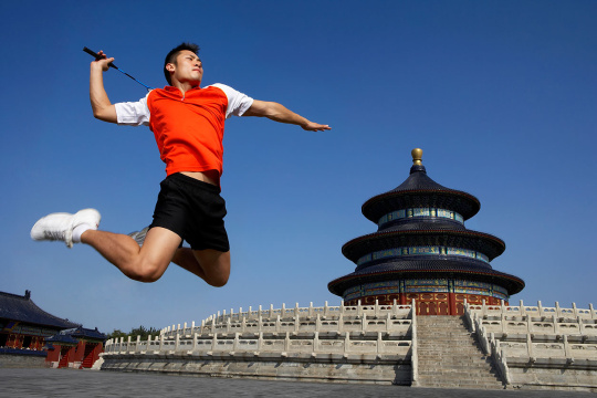 羽毛球运动员在天坛