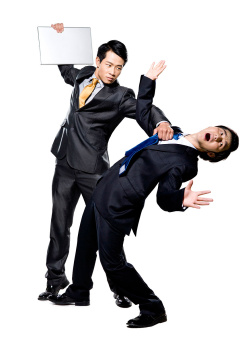 功夫商务男士和笔记本电脑