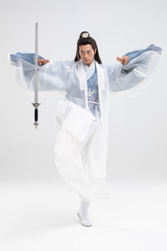 潇洒的年轻剑客