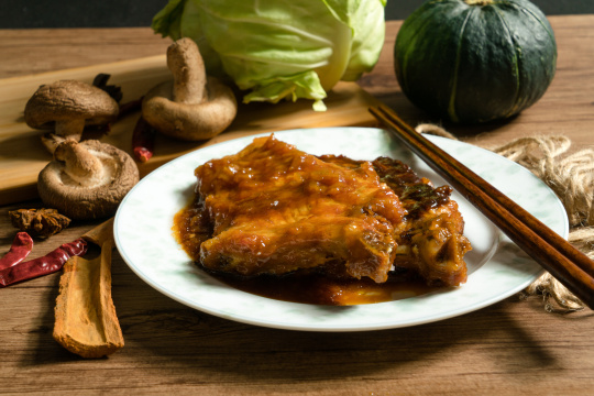 酱汁大排，特色菜