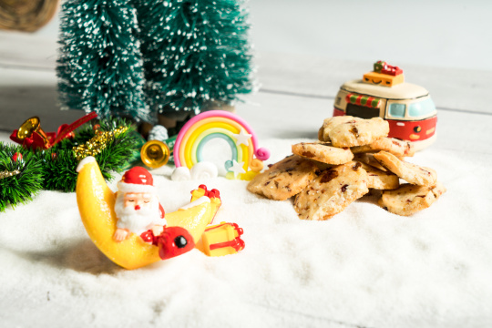 圣诞摆饰与手工饼干