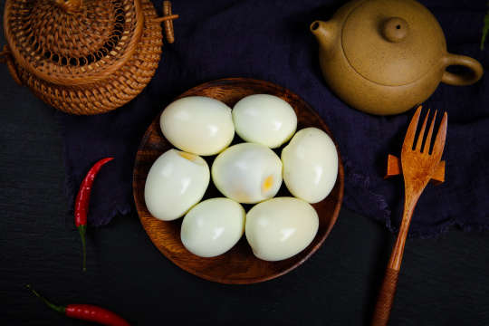 富含蛋白质的水煮鸡蛋
