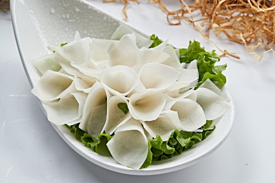 蒙餐炭烤羊腿肉