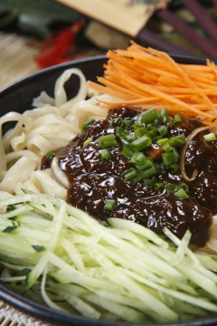 老北京肉丁炸酱面