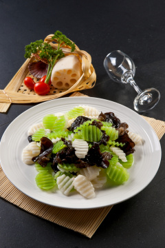 小炒木耳莴笋炒山药