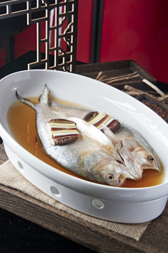 白水蒸鲥鱼